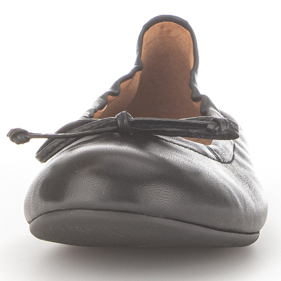detail OBUV GABOR 24.120.27