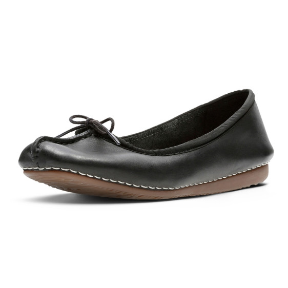 detail OBUV CLARKS FRECKLE ICE BLACK LEATHER