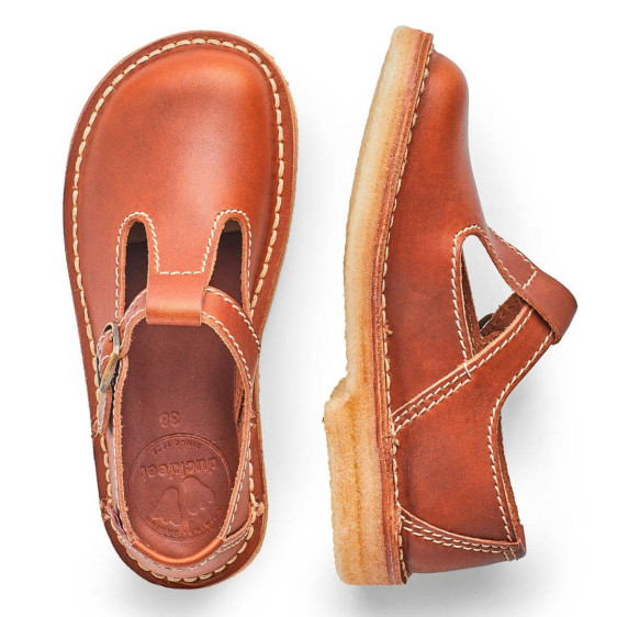 detail Lolland Brown Obuv Duckfeet