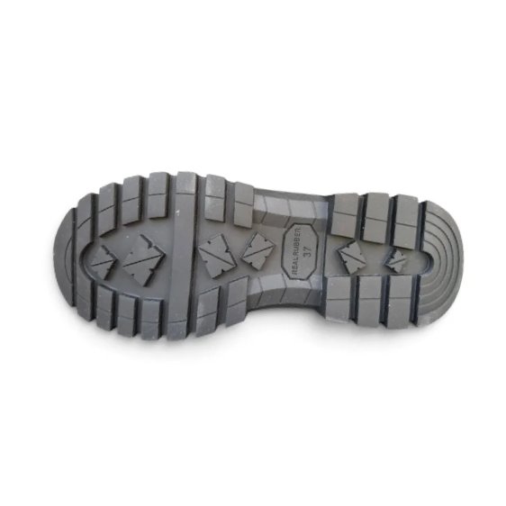 detail Sylvaine Black Obuv Looke