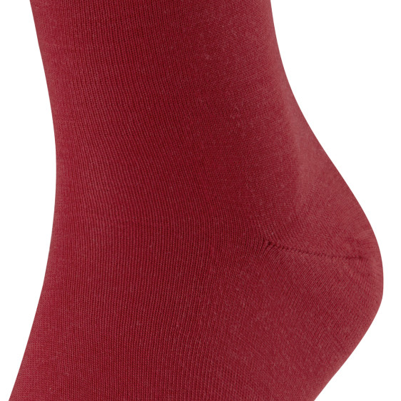 detail PONOŽKY AIRPORT 14435 8120 SCARLET 45-46