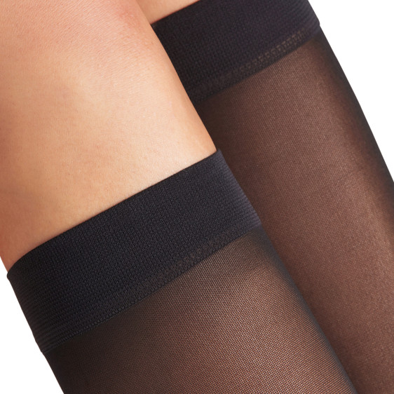 detail FALKE KOMPRESNÍ PODKOLENKY 41763 3009 BLACK 39-40