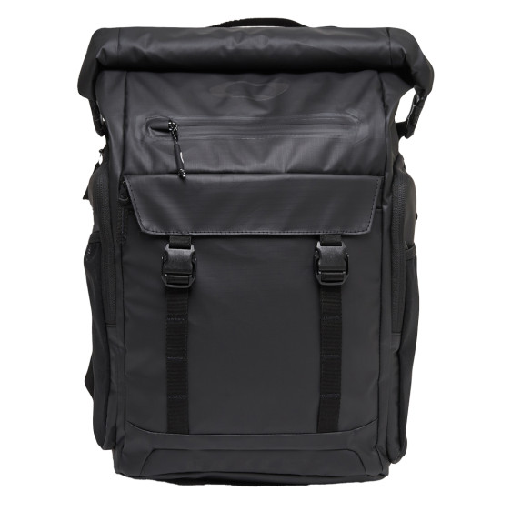 detail Road trip terrain 25 L černý Batoh Oakley