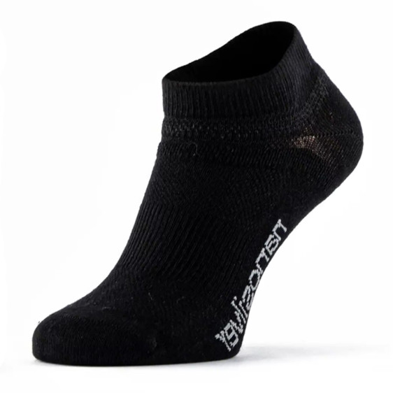 detail Kotníkové ponožky Nanosilver M 39/42 černé